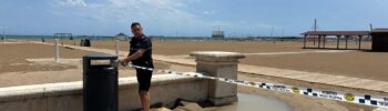 La Ciudad de Valencia cierra sus playas y una mujer es alcanzada por un rayo en La Marina