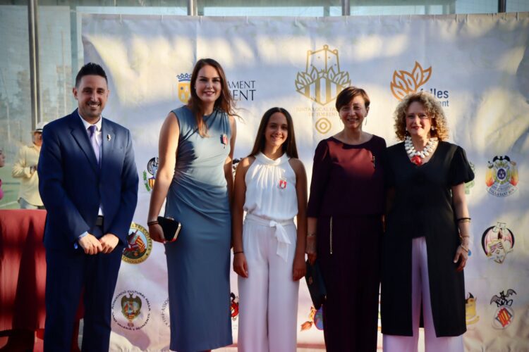 Torrent elige a sus Falleras Mayores de 2026