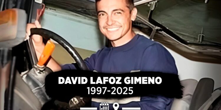 Concentración homenaje a David Lafoz en Castellón, el joven agricultor que se quitó la vida por las presiones