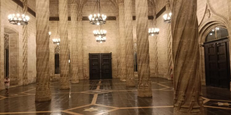 Luces y sombras para una Gran Feria de Julio de Valencia que ha costado 1,9 millones a los valencianos 1 Luces y sombras para una Gran Feria de Julio de Valencia que ha costado 1,9 millones a los valencianos