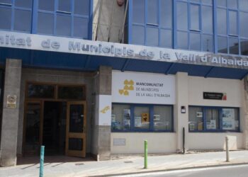 La Guardia Civil detiene al secretario de un ayuntamiento de la Vall d’Albaida por presunta agresión sexual a una menor
