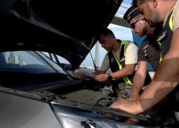 Alicante, clave en el tráfico de coches robados hacia África: así los interceptan las policías de España y Francia