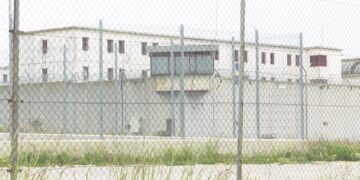 Sangre y olvido en Picassent: la desprotección crónica de los funcionarios de prisiones