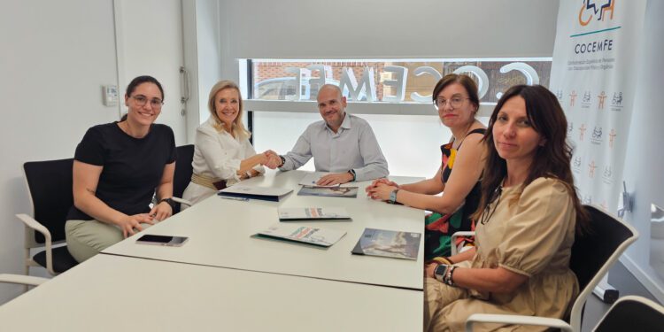 COCEMFE y adELA se unen por la autonomía de las personas con ELA con la impresión en 3D