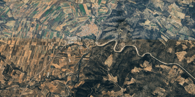 Incendio de vegetación en Les Coves de Vinromà y controlado el de Albalat dels Tarongers 1 Incendio de vegetación en Les Coves de Vinromà y controlado el de Albalat dels Tarongers