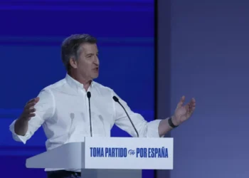 Feijóo es reelegido líder del PP por unanimidad con el compromiso de “reconstruir el país”