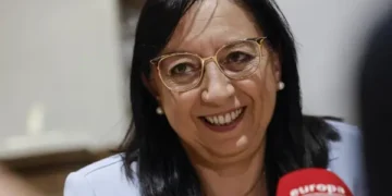 Llanos Massó (Vox): “Nos da igual quién presida el Consell, lo importante es lo que conseguimos para los valencianos”