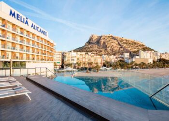 hotel alicante 1752120507
