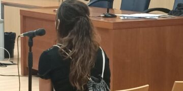 Juicio en Valencia: una mujer se enfrenta a 25 años por intentar quemar a su bebé de cuatro meses