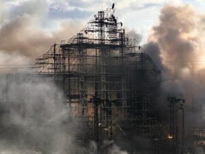 tomorrowland incendio 2