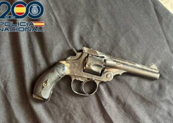 Cinco detenidos en Alicante tras un tiroteo originado por una riña familiar: un padre disparó contra su hijo