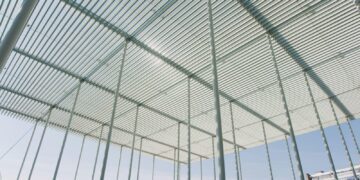 Transforma tu terraza o jardín dos. La guía definitiva para pérgolas con policarbonato