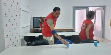 Cruz Roja y el Ayuntamiento de Alzira habilitan un refugio climático para proteger del calor a personas sin hogar