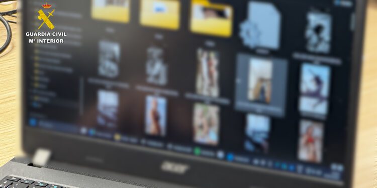Detenidas dos personas por grabar y difundir imágenes de contenido sexual de sus víctimas