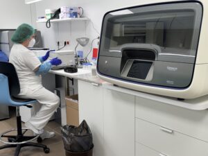 250809 SAN FOTO2 DiagnosticoMolecular HospPeset