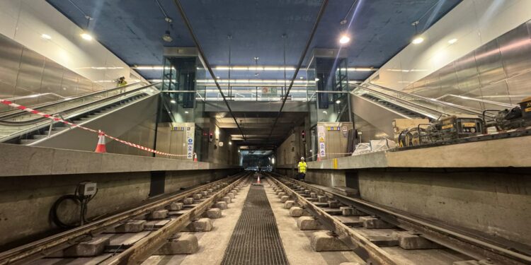 El 1 de septiembre se reestablecerá el tráfico ferroviario entre las estaciones de Aragó y Marítim de Metrovalencia 1 El 1 de septiembre se reestablecerá el tráfico ferroviario entre las estaciones de Aragó y Marítim de Metrovalencia