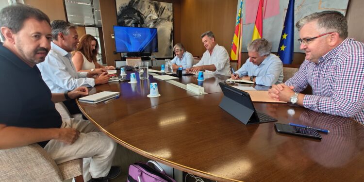 La Generalitat da de plazo hasta el 15 de septiembre para que los ayuntamientos soliciten a Vaersa la reparación del alcantarillado afectado por las riadas 1 La Generalitat da de plazo hasta el 15 de septiembre para que los ayuntamientos soliciten a Vaersa la reparación del alcantarillado afectado por las riadas