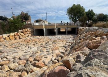 Abre al tráfico el nuevo puente de Siete Aguas tras invertir 1,8 millones de euros en su reconstrucción