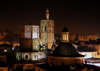 El corazón de Valencia volverá a brillar: nueva iluminación para la Catedral y el Miguelete
