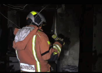 Fallece una persona en una explosión con incendio en una vivienda de Benifayó