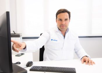 Experto de Vithas alerta sobre el aumento de los calambres musculares en verano