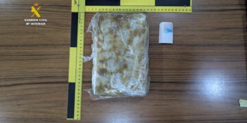 Detenido por ocultar más de 1 kilogramo de cocaína en su vehículo