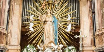 La diócesis de Valencia celebra este viernes la Asunción de la Virgen Con misas solemnes y procesiones