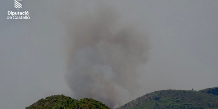 Las tormentas de la noche han hecho que durante la mañana afloren los rayos latentes y provoquen múltiples incendios