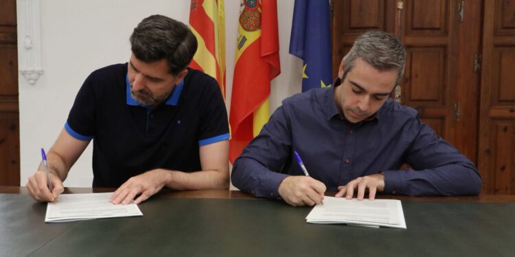 La Asociación de Medios Digitales de la Comunidad Valenciana y Presidencia de la Generalitat sellan un convenio para impulsar la digitalización y la formación en el sector periodístico