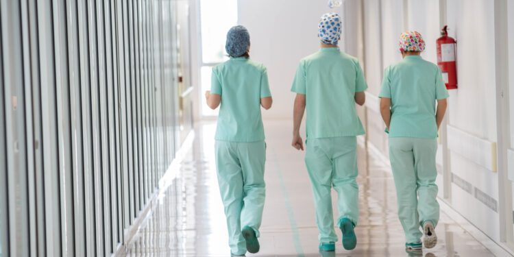 El Grupo Sanitario Ribera comparte sus avances en sostenibilidad en su nueva memoria 2024 1 El Grupo Sanitario Ribera comparte sus avances en sostenibilidad en su nueva memoria 2024