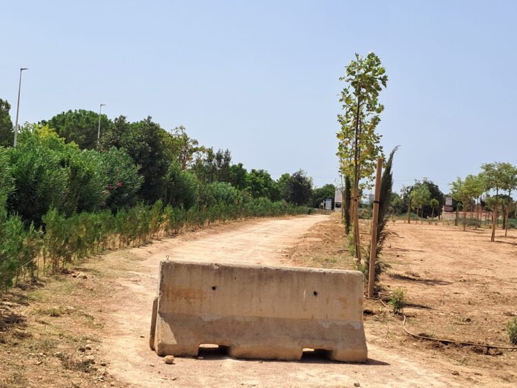 Picanya: trabajan al sol, a más de 30ºC y sin agua los 80 trabajadores contratados con fondos del ministerio para al recuperación