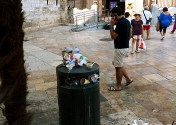 María José Catalá obtiene un muy deficiente en limpieza en pleno puente de agosto
