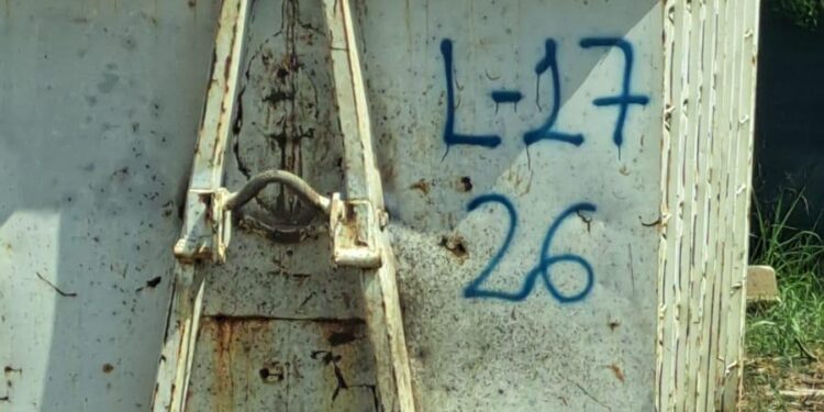 El Consell Agrari de Valencia retira casi 20 toneladas de plásticos en el campo 1 El Consell Agrari de Valencia retira casi 20 toneladas de plásticos en el campo