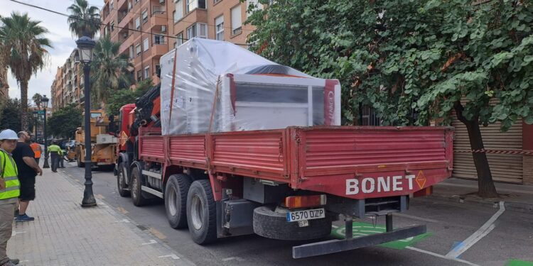 Llegan al Mercado de Algirós mejora su climatización, mientras el Central sigue esperando soluciones