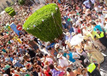 La cuenta de twitter de la Generalitat asegura que les Alfàbegues son de Paterna en vez de Bétera