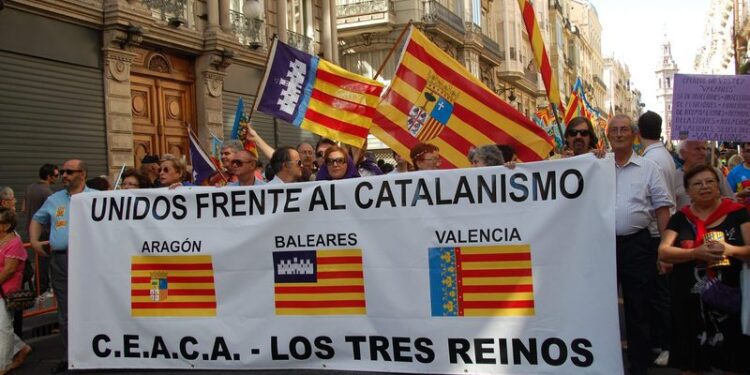 La impostura pancatalanista i la dignitat valenciana 1 La impostura pancatalanista i la dignitat valenciana