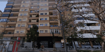 La Policía Local de Valencia interviene en un club cannábico clausurado por presunta venta ilegal de marihuana