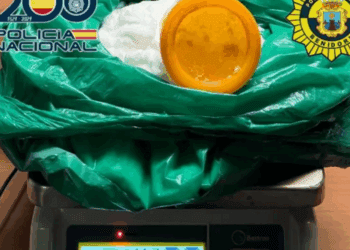 Detenido en Benidorm con un kilo y medio de cocaína tras ser sorprendido en un control policial mientras hacía una videollamada