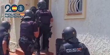Detenidos en Benidorm dos fugitivos buscados en Francia por homicidio, tráfico de drogas y blanqueo