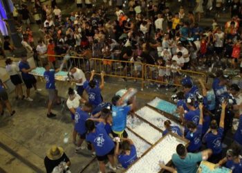 Llíria celebra 31 años de la Merenguina: la batalla más dulce del verano