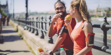 Especialistas de Vithas Valencia Turia destacan la importancia de entrenar el sistema digestivo antes de realizar una carrera de larga distancia
