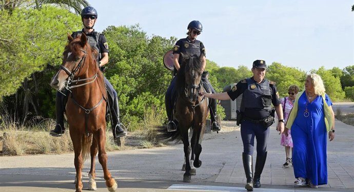 Valencia intensifica la vigilancia de El Saler en los días finales de verano para prevenir posibles incendios