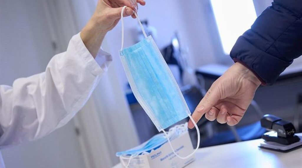 Indemnizan con 30.000 euros a una medica de familia en Valencia tras estar un mes ingresada por covid 1 Indemnizan con 30.000 euros a una medica de familia en Valencia tras estar un mes ingresada por covid