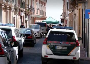 Fallece un joven atrincherado en Agost tras 36 horas de tensión: todo apunta a un brote psicótico