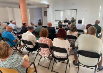 AVA-ASAJA lidera la oposición al proyecto fotovoltaico del Ministerio para la Transición Ecológica que amenaza la economía agrícola de Llaurí 1 AVA-ASAJA lidera la oposición al proyecto fotovoltaico del Ministerio para la Transición Ecológica que amenaza la economía agrícola de Llaurí