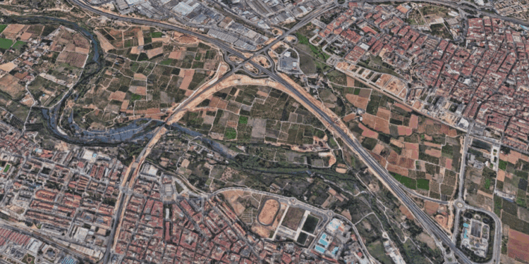 Paterna recomienda no acceder al parque natural del Turia ni a la Vallesa por riesgo extremo de incendio