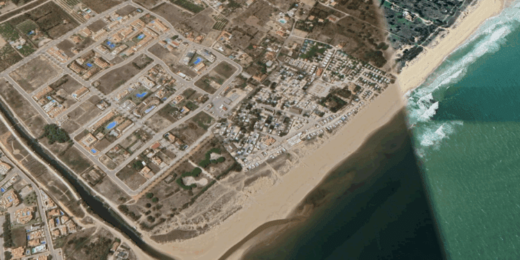 Oliva cierra la Plaja del Rabdells por contaminación microbiológica 1 Oliva cierra la Plaja del Rabdells por contaminación microbiológica