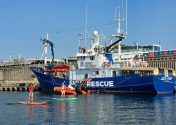 El Aita Mari recala en la Marina de Valencia tras su polémica con la Generalitat Valenciana los pasados meses 3 El Aita Mari recala en la Marina de Valencia tras su polémica con la Generalitat Valenciana los pasados meses
