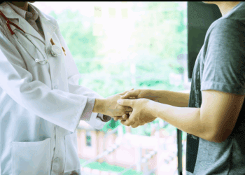 Sanidad implanta un nuevo plan de humanización para ofrecer una atención sanitaria centrada en la persona y poner en valor la labor de los profesionales 9 Sanidad implanta un nuevo plan de humanización para ofrecer una atención sanitaria centrada en la persona y poner en valor la labor de los profesionales