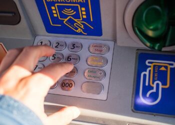 Valencia impulsa la salud financiera de las familias con la segunda fase del Proyecto FARO